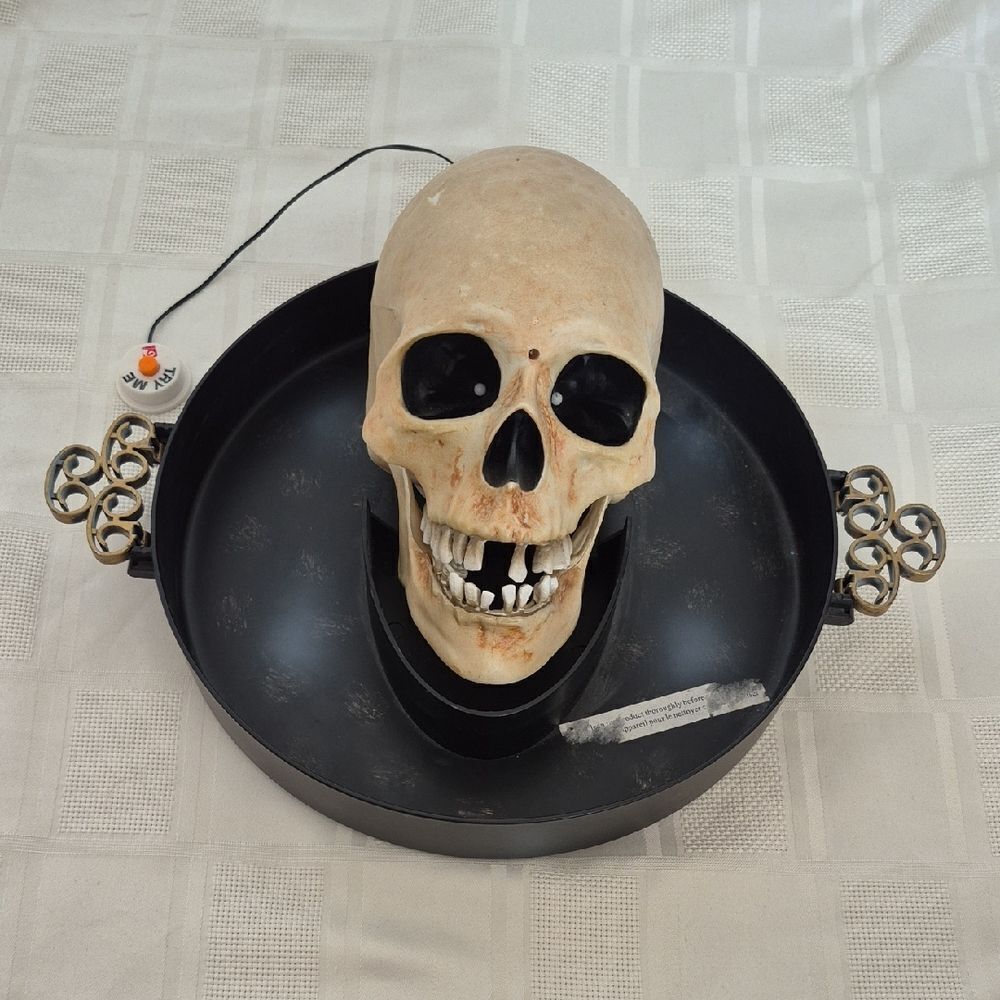 Gemmy Vintage Skull Decor with Black and Cream Halloween Candy Tray
